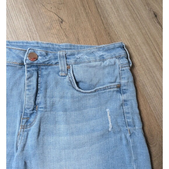 Seven7  Light Blue Denim Shorts Size 8 Stretch Distressed Cut Off 5" Inseam - Picture 4 of 10